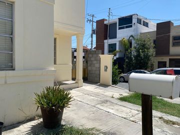 Casa en Venta en Paseo de Cumbres 2do Sector