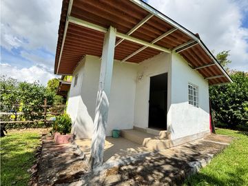 TERRENO / LOS NANCES  LA PRADERA DE UTIVE / CON CABAÑA / 1600 M2