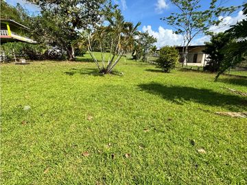 TERRENO / LOS NANCES  LA PRADERA DE UTIVE / CON CABAÑA / 1600 M2