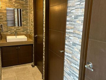 Casa en Venta con Alberca en Col. Jardín 20 de Noviembre, Madero Tamaulipas.