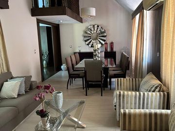 Casa en Venta con Alberca en Col. Jardín 20 de Noviembre, Madero Tamaulipas.