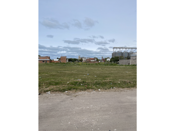 Terreno en quequen sobre calle 523 y 526