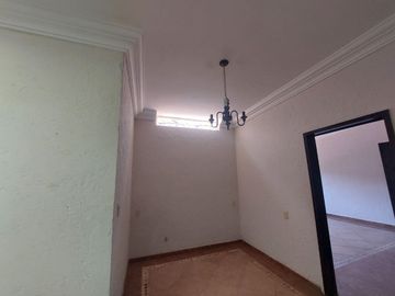 Casa Sola en Lomas de Cortes Cuernavaca - LLR-130-Cs