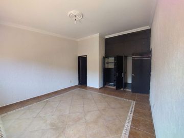 Casa Sola en Lomas de Cortes Cuernavaca - LLR-130-Cs