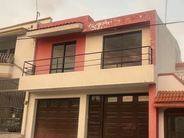 CASA EN VENTA EN LOMA LINDA, CULIACAN, SINALOA
