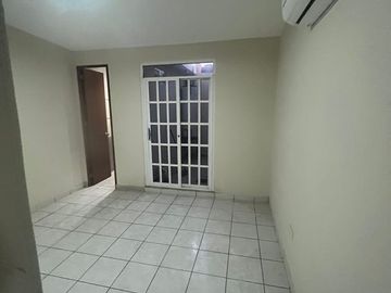 CASA EN VENTA EN LOMA LINDA, CULIACAN, SINALOA