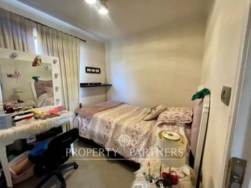 Hermosa casa en barrio residencial