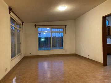 Venta Casa de un piso con amplio jardín de 300 m2, Santiago Momoxpan