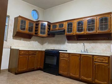 Venta Casa de un piso con amplio jardín de 300 m2, Santiago Momoxpan