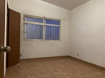 Venta Casa de un piso con amplio jardín de 300 m2, Santiago Momoxpan