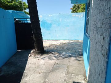 Casa en VENTA sobre Av. Cuauhtémoc en Centro de Veracruz. IDEAL PARA INVERSION