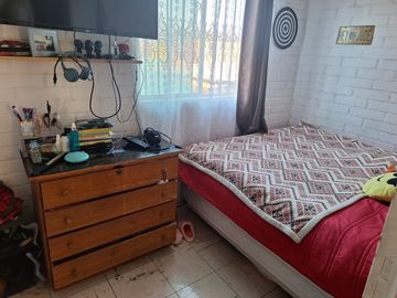 Casa 2 dorm. 1 baño