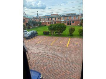 Conjunto Lindaraja vereda Bojaca