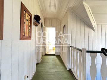 Casa con privilegiada ubicación en Reñaca