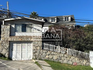 Casa con privilegiada ubicación en Reñaca