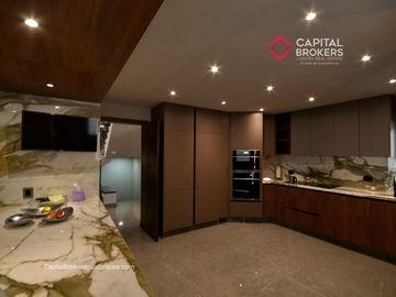 Casa de Lujo en Venta en Valle Real