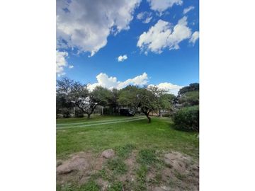IMPERDIBLE CASA EN BARRIO CERRADO LOMAS DEL REY