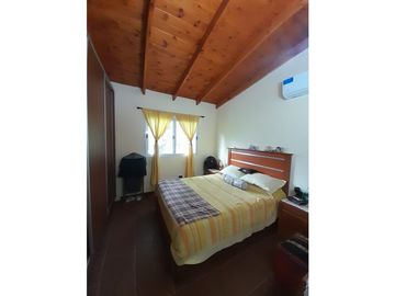 IMPERDIBLE CASA EN BARRIO CERRADO LOMAS DEL REY