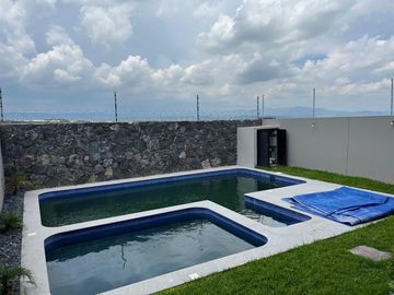 La Campiña del Bosque  CASA en VENTA  4  recamaras, alberca,, Cluster 10, El Bosque, Gran Jardin, El Molino