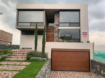 La Campiña del Bosque  CASA en VENTA  4  recamaras, alberca,, Cluster 10, El Bosque, Gran Jardin, El Molino