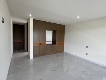 La Campiña del Bosque  CASA en VENTA  4  recamaras, alberca,, Cluster 10, El Bosque, Gran Jardin, El Molino