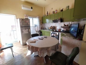 Casa en venta en Haedo Centro Norte