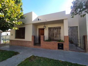 Casa en venta en Haedo Centro Norte