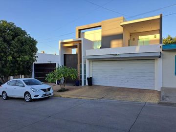 CASA EN VENTA EN COL. LIBERTAD, CULIACAN, SINALOA.