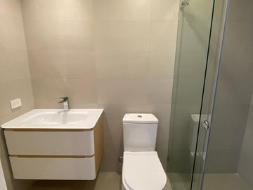 HERMOSO DEPARTAMENTO EN VENTA, SECTOR PASEO 3 DE NOVIEMBRE