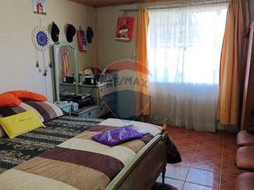 Casa con Parcela en Rauco: ¡Una Oportunidad Única!