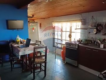 Casa con Parcela en Rauco: ¡Una Oportunidad Única!