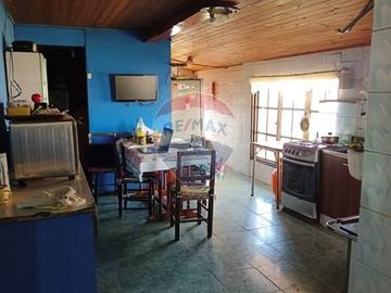 Casa con Parcela en Rauco: ¡Una Oportunidad Única!