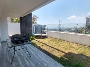 BONITA CASA EN VENTA , RESIDENCIAL MONCAYO. ZONA ESMERALDA