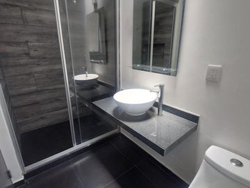 BONITA CASA EN VENTA , RESIDENCIAL MONCAYO. ZONA ESMERALDA