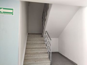 DEPARTAMENTO EN VENTA EN  LA  HIPODROMO CONDESA