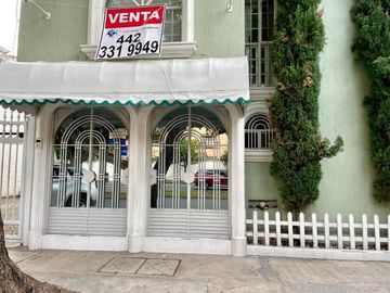 CASA EN VENTA EN QUERETARO 4 RECAMARAS
