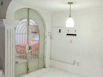 CASA EN VENTA EN QUERETARO 4 RECAMARAS
