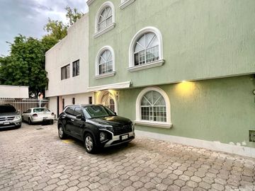 CASA EN VENTA EN QUERETARO 4 RECAMARAS