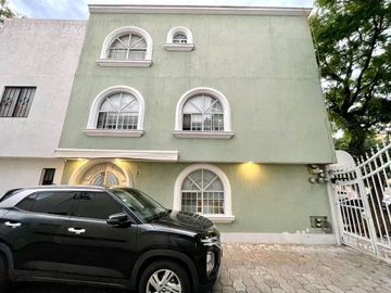 CASA EN VENTA EN QUERETARO 4 RECAMARAS