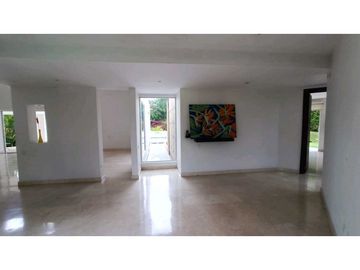 Se vende o se arrienda casa campestre via al aeropuerto