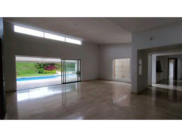 Se vende o se arrienda casa campestre via al aeropuerto
