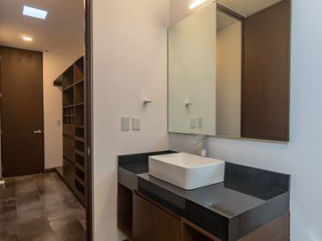 ¡Entrega inmediata!| Casa 4 recámaras con alberca y amenidades