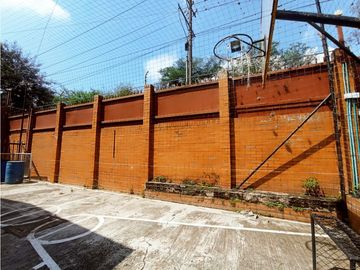 SE VENDE LINDA CASA EN EL CONJUNTO VILLAS DEL INGENIO- CALI