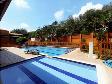 SE VENDE LINDA CASA EN EL CONJUNTO VILLAS DEL INGENIO- CALI