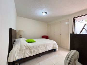 CASA EN VENTA BARRIO LA FLORA