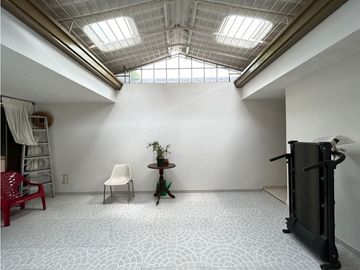 CASA EN VENTA BARRIO LA FLORA