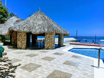 Venta de cabaña amoblada con salida directa al mar, Playa Salguero|02