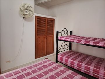 Venta de cabaña amoblada con salida directa al mar, Playa Salguero|02