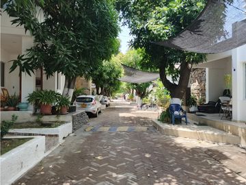 Venta de cabaña amoblada con salida directa al mar, Playa Salguero|02