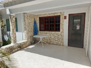 Venta de cabaña amoblada con salida directa al mar, Playa Salguero|02
